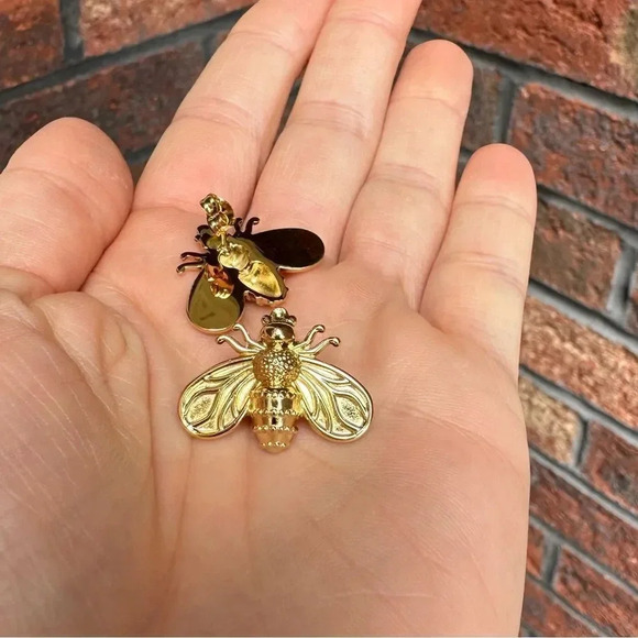 Bee Golden 18K Gold Plated Stainless Steel Waterproof Earrings - Picture 10 of 15